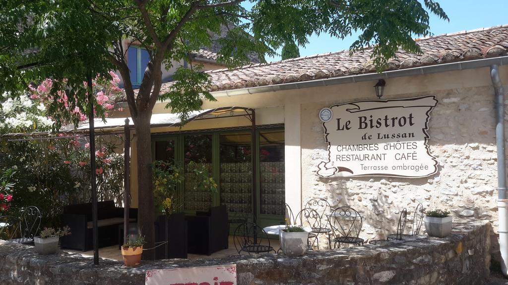 Auberge Le Bistrot De Lussan Lussan  Экстерьер фото